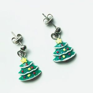 Christmas tree dangly stud earrings 🎄